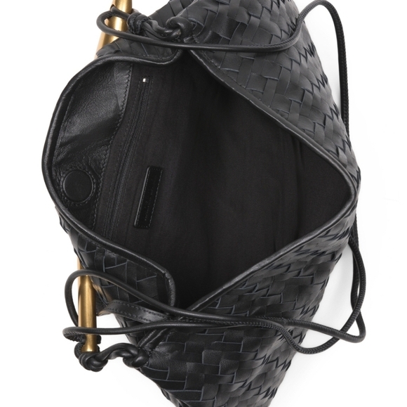 🖤🔹️Walter Baker🔹️black leather Hazel Hand Woven With Shoulder Strap Wristlet - Picture 3 of 4